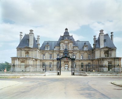 Uitzicht op de westgevel van Chateau de Maisons-Laffitte, gebouwd 1642-51 door Francois Mansart